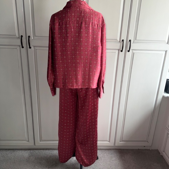 Loft Floral Foulard Satin Lapel Shirt and Pants Set NWT - Picture 4 of 11